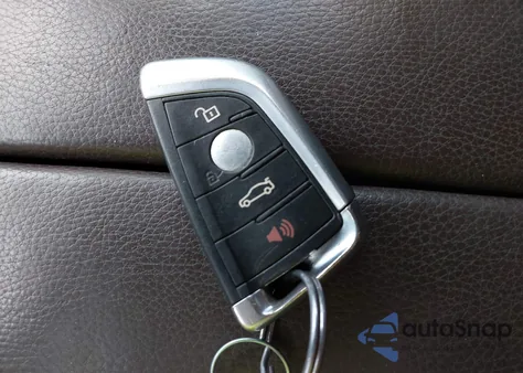 2015 BMW X5 Sdrive35I z USA, uszkodzony, nr VIN 5UXKR2C55F0H36301